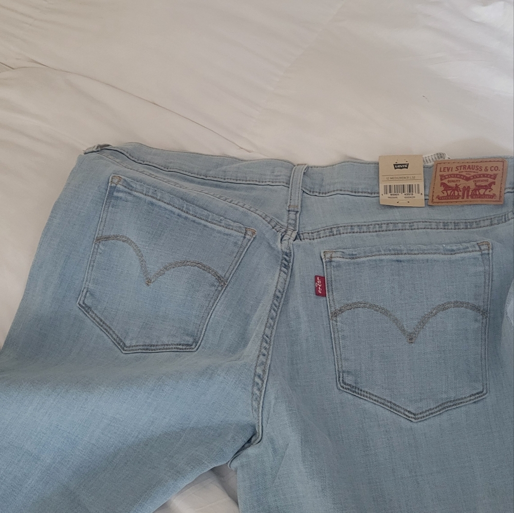 Levi's Women's Sky Blue Boyfriend Jeans